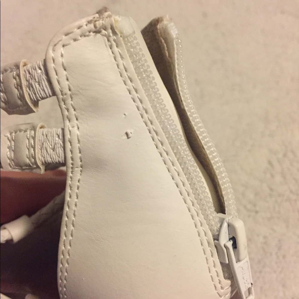 Sandals - Picture 3 of 5